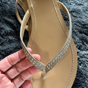 David’s Bridal rhinestone flip flops Sz 9